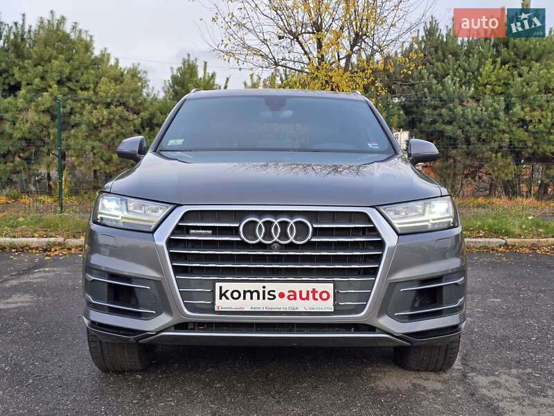 Позашляховик / Кросовер Audi Q7 2016 в Хмельницькому
