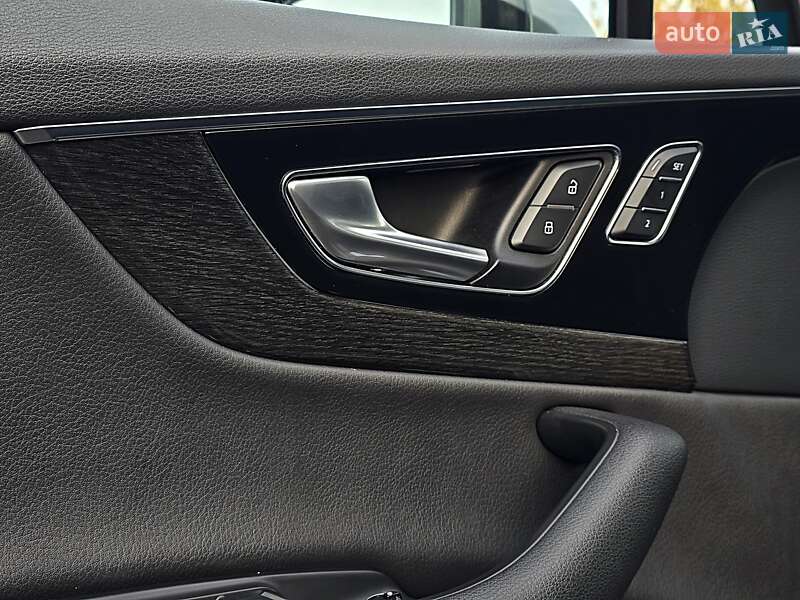 Позашляховик / Кросовер Audi Q7 2016 в Хмельницькому