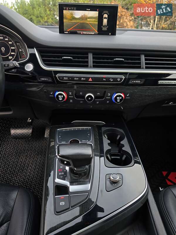 Позашляховик / Кросовер Audi Q7 2016 в Хмельницькому