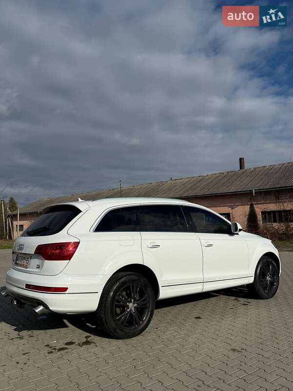 Внедорожник / Кроссовер Audi Q7 2010 в Косове