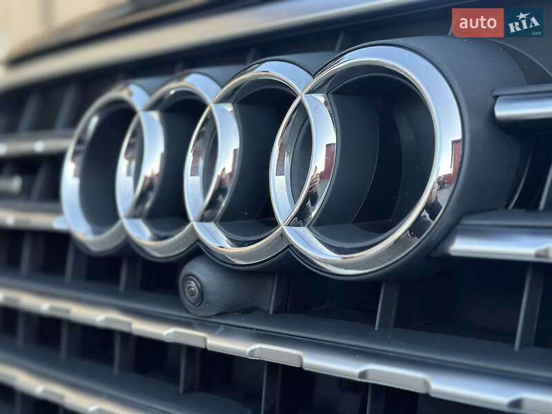 Внедорожник / Кроссовер Audi Q7 2016 в Владимире