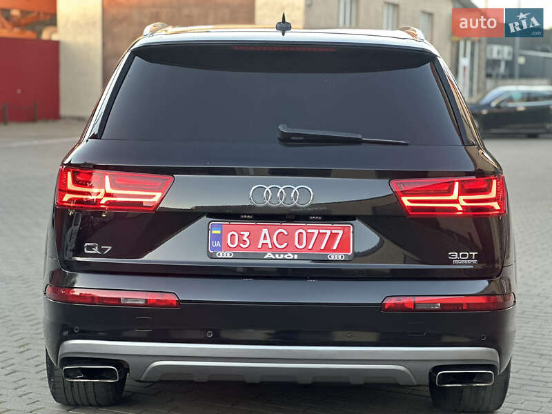 Внедорожник / Кроссовер Audi Q7 2016 в Владимире