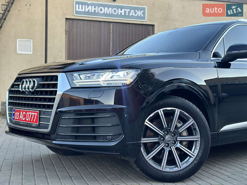 Внедорожник / Кроссовер Audi Q7 2016 в Владимире