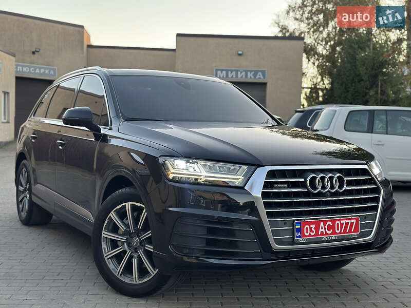 Внедорожник / Кроссовер Audi Q7 2016 в Владимире