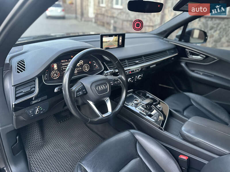 Внедорожник / Кроссовер Audi Q7 2016 в Владимире