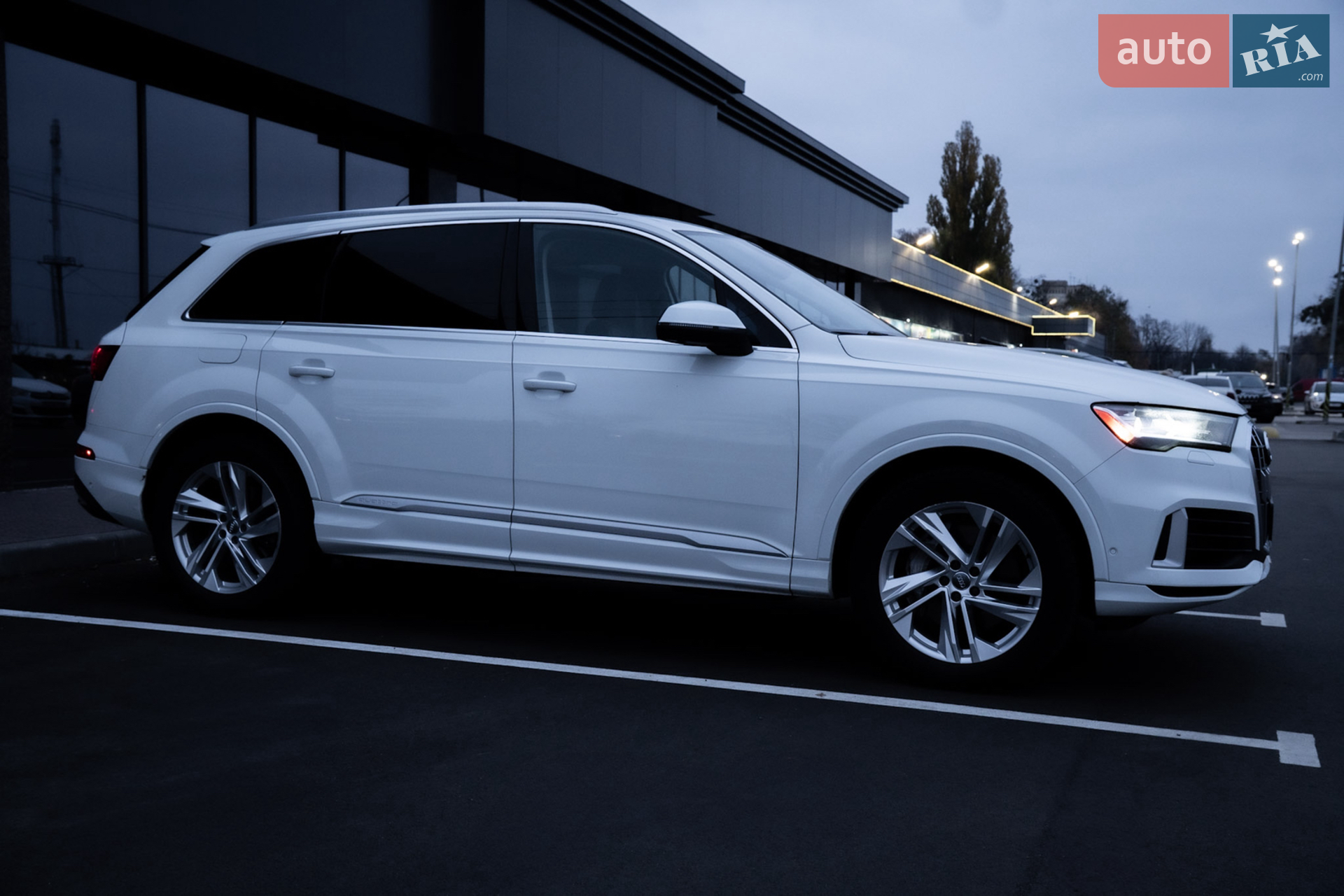 2019 Audi Q7 - мініатюра 6