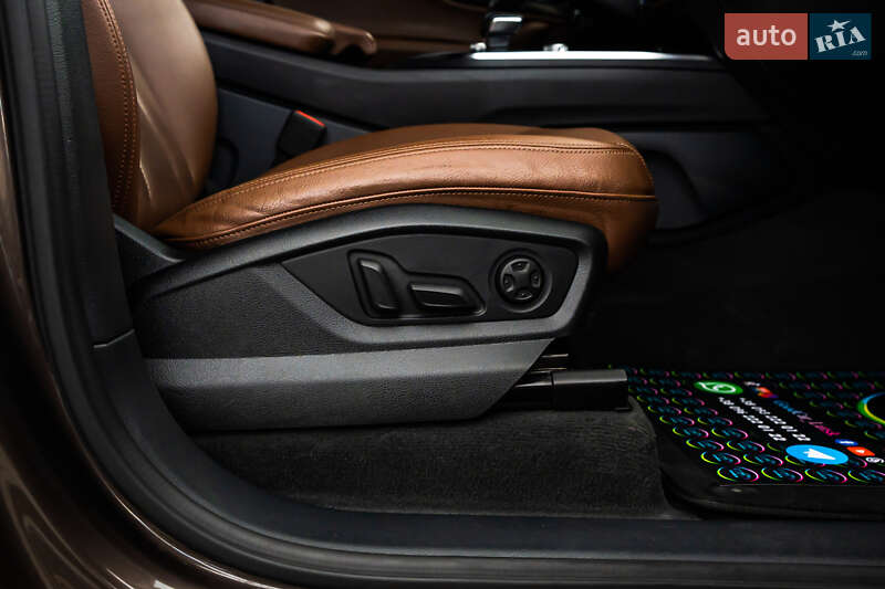 Позашляховик / Кросовер Audi Q7 2017 в Луцьку