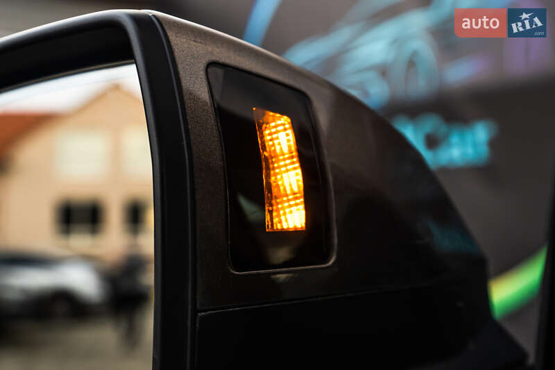 Позашляховик / Кросовер Audi Q7 2017 в Луцьку