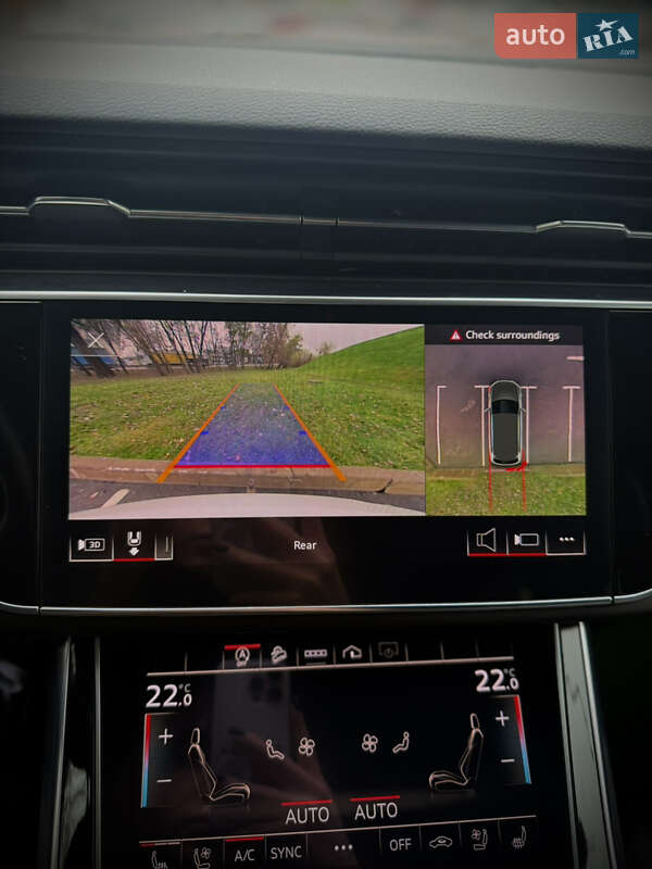 Позашляховик / Кросовер Audi Q7 2021 в Києві