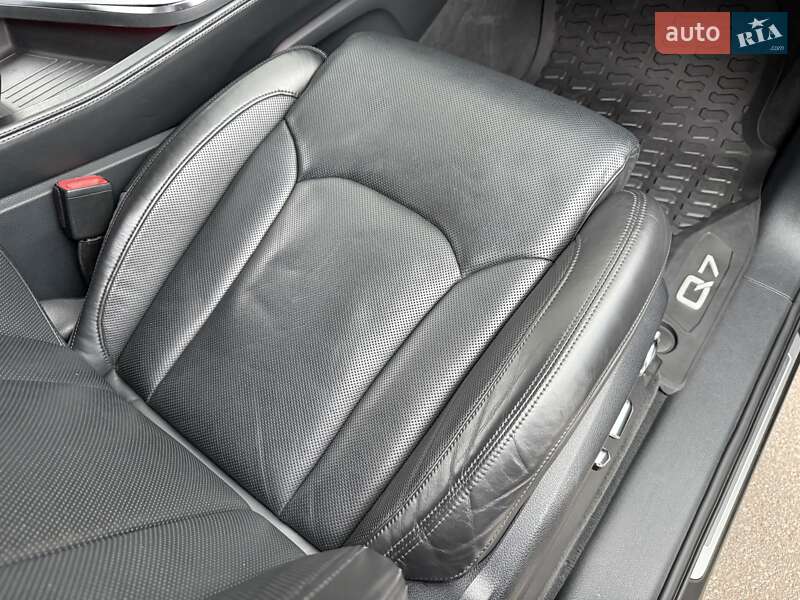 Внедорожник / Кроссовер Audi Q7 2016 в Киеве фото 131 Внедорожник / Кроссовер Audi Q7 2016 в Киеве