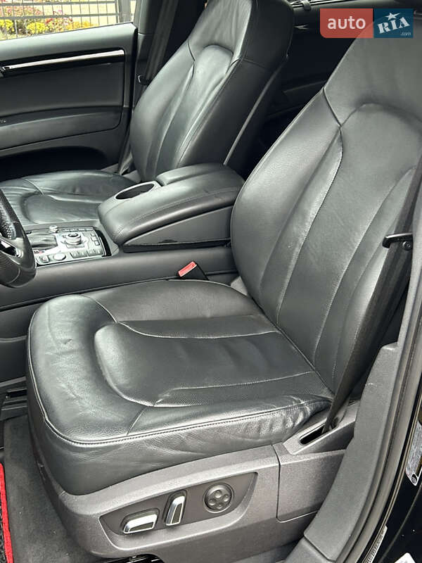 Позашляховик / Кросовер Audi Q7 2015 в Прилуках фото 17 Позашляховик / Кросовер Audi Q7 2015 в Прилуках