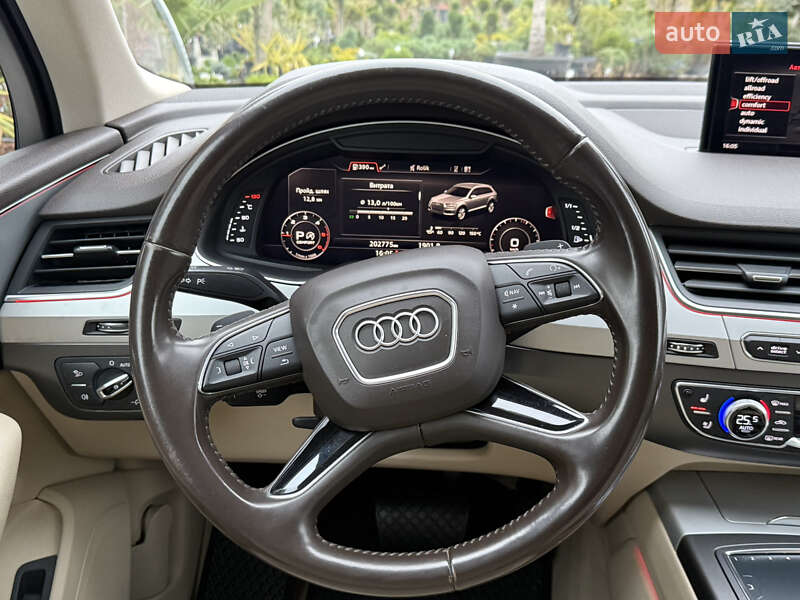 Внедорожник / Кроссовер Audi Q7 2017 в Мукачево