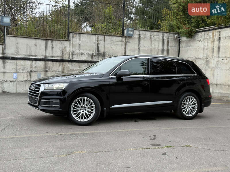Внедорожник / Кроссовер Audi Q7 2015 в Ровно фото 12 Внедорожник / Кроссовер Audi Q7 2015 в Ровно