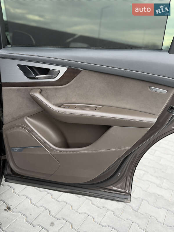 Позашляховик / Кросовер Audi Q7 2016 в Одесі фото 23 Позашляховик / Кросовер Audi Q7 2016 в Одесі