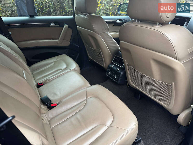 Позашляховик / Кросовер Audi Q7 2013 в Києві фото 47 Позашляховик / Кросовер Audi Q7 2013 в Києві