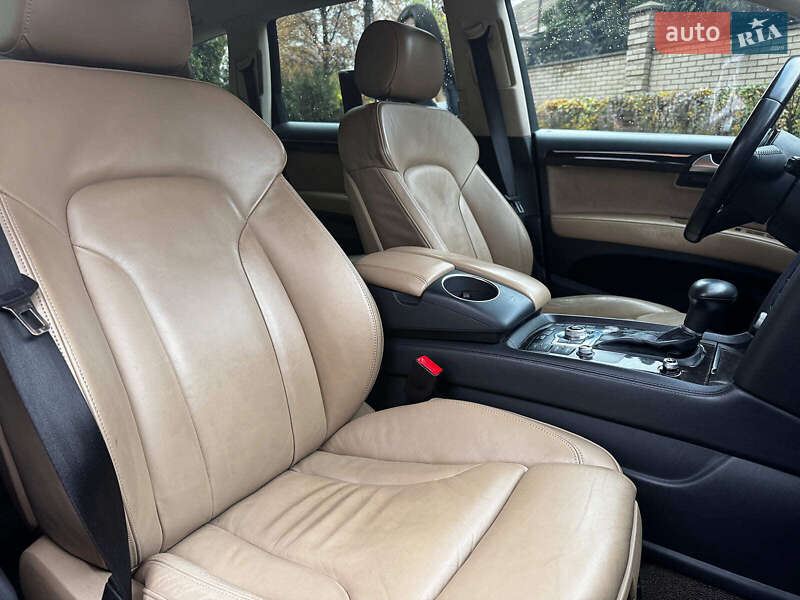 Позашляховик / Кросовер Audi Q7 2013 в Києві фото 44 Позашляховик / Кросовер Audi Q7 2013 в Києві