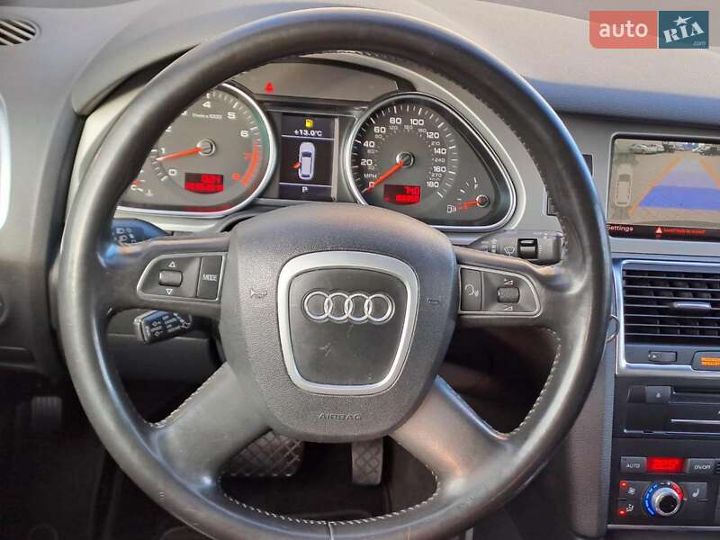 Позашляховик / Кросовер Audi Q7 2010 в Одесі