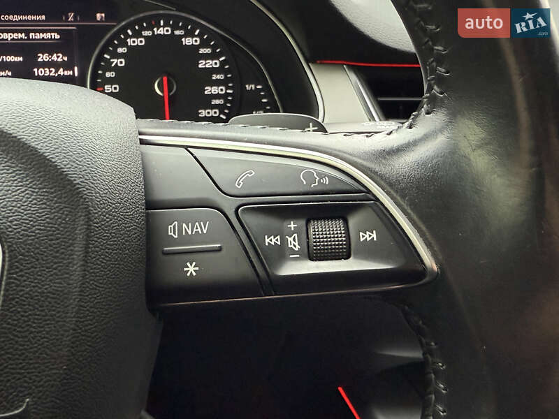 Позашляховик / Кросовер Audi Q7 2015 в Києві