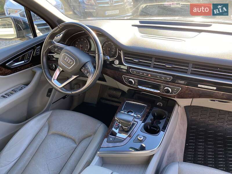 Позашляховик / Кросовер Audi Q7 2016 в Львові фото 10 Позашляховик / Кросовер Audi Q7 2016 в Львові