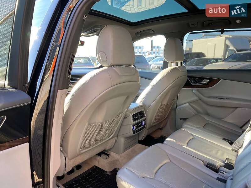 Позашляховик / Кросовер Audi Q7 2016 в Львові фото 24 Позашляховик / Кросовер Audi Q7 2016 в Львові