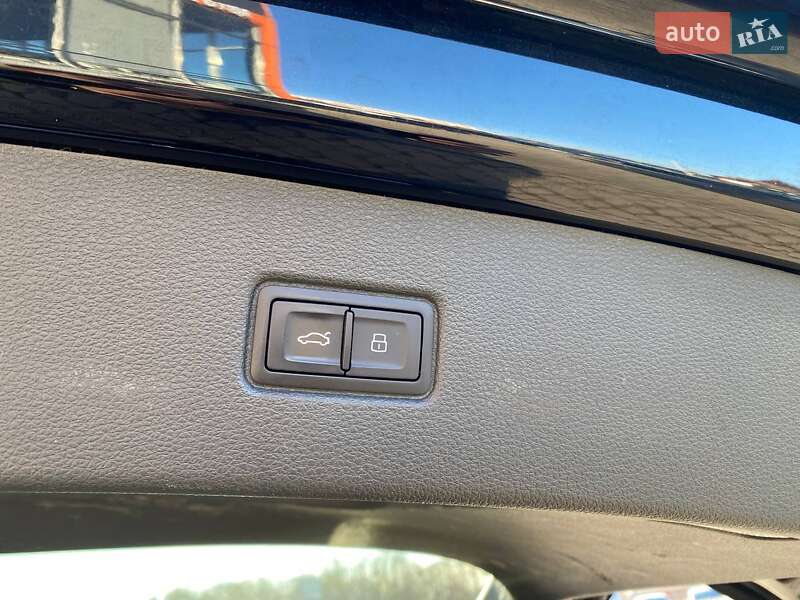 Позашляховик / Кросовер Audi Q7 2016 в Львові фото 32 Позашляховик / Кросовер Audi Q7 2016 в Львові