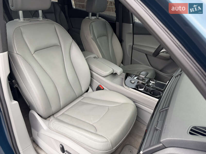 Позашляховик / Кросовер Audi Q7 2017 в Києві фото 15 Позашляховик / Кросовер Audi Q7 2017 в Києві