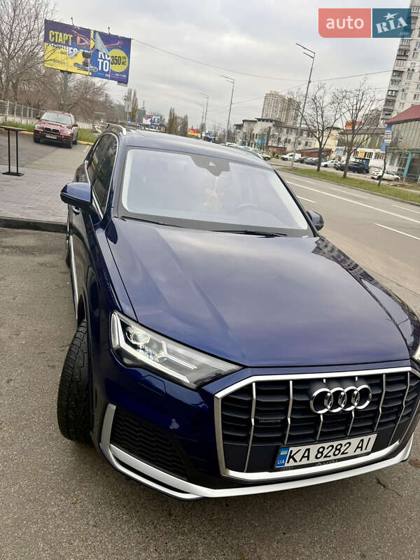 Внедорожник / Кроссовер Audi Q7 2020 в Киеве фото 4 Внедорожник / Кроссовер Audi Q7 2020 в Киеве