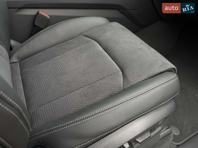 Позашляховик / Кросовер Audi Q7 2025 в Києві фото 34 Позашляховик / Кросовер Audi Q7 2025 в Києві