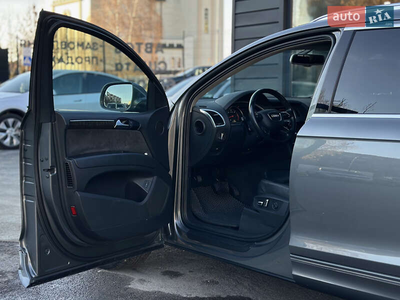 Внедорожник / Кроссовер Audi Q7 2014 в Шептицькому