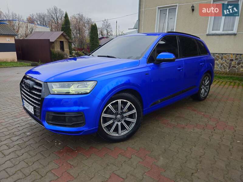 Позашляховик / Кросовер Audi Q7 2016 в Дунаївцях