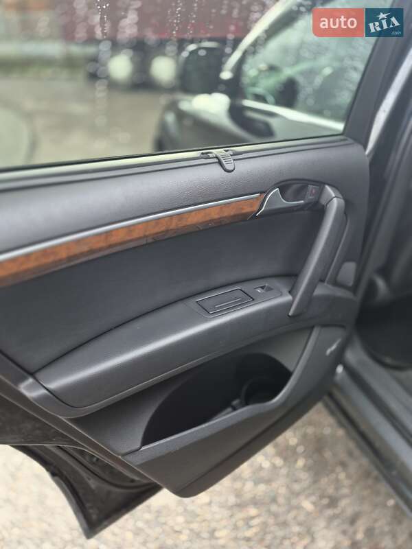 Внедорожник / Кроссовер Audi Q7 2009 в Киеве фото 17 Внедорожник / Кроссовер Audi Q7 2009 в Киеве