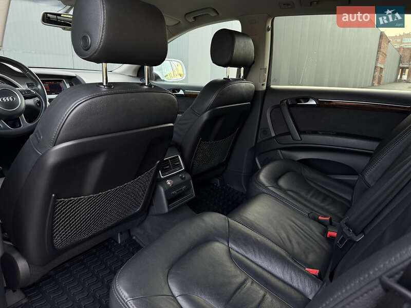 Позашляховик / Кросовер Audi Q7 2013 в Хмельницькому