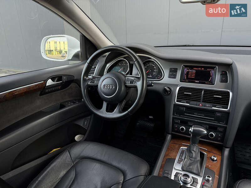 Позашляховик / Кросовер Audi Q7 2013 в Хмельницькому