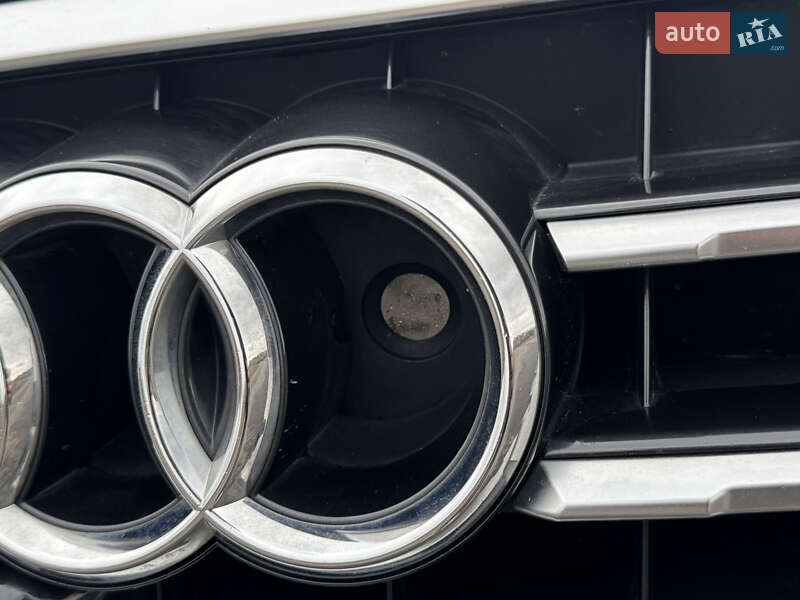 Внедорожник / Кроссовер Audi Q7 2017 в Дрогобыче