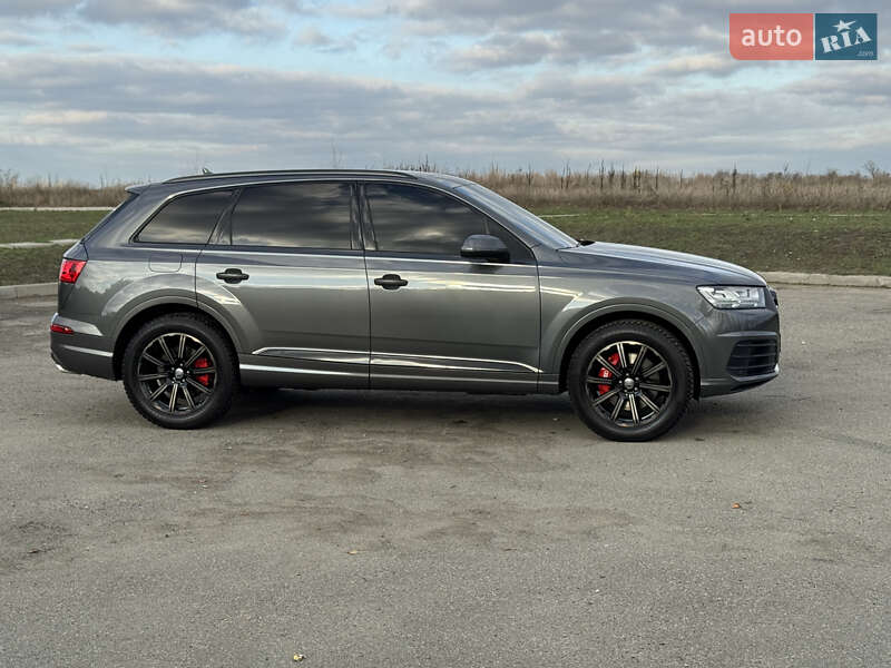 Внедорожник / Кроссовер Audi Q7 2018 в Днепре фото 4 Внедорожник / Кроссовер Audi Q7 2018 в Днепре