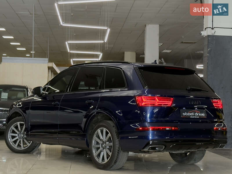 Внедорожник / Кроссовер Audi Q7 2019 в Николаеве