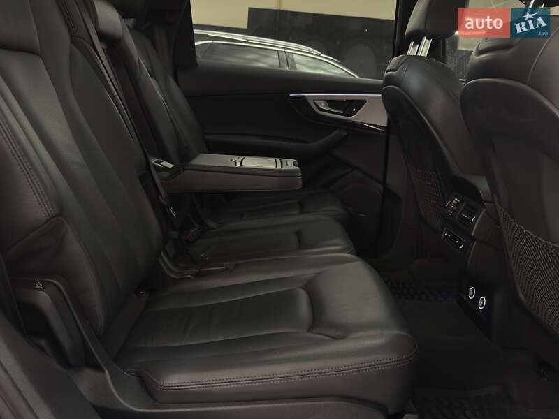 Внедорожник / Кроссовер Audi Q7 2019 в Николаеве