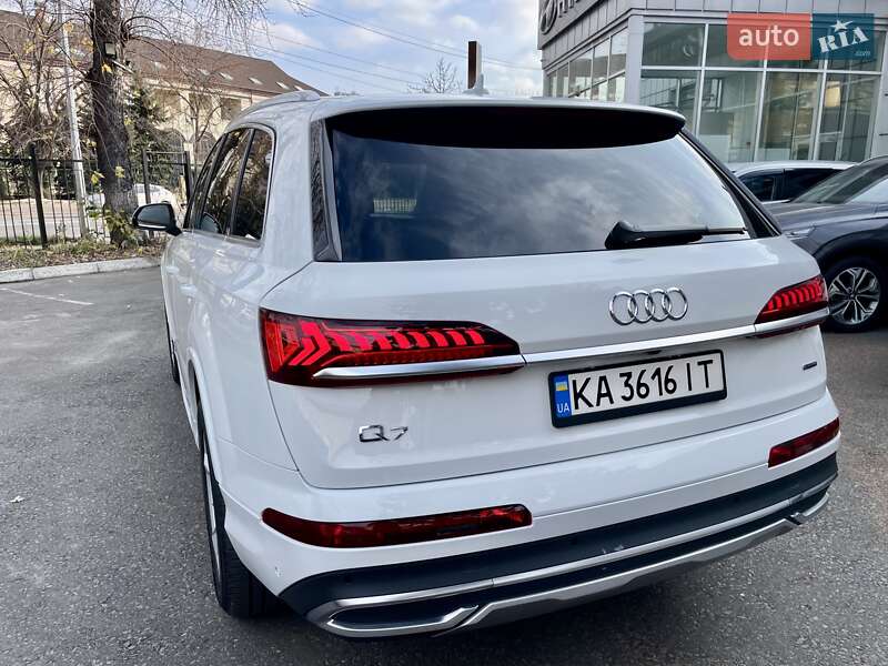 Внедорожник / Кроссовер Audi Q7 2021 в Киеве фото 8 Внедорожник / Кроссовер Audi Q7 2021 в Киеве