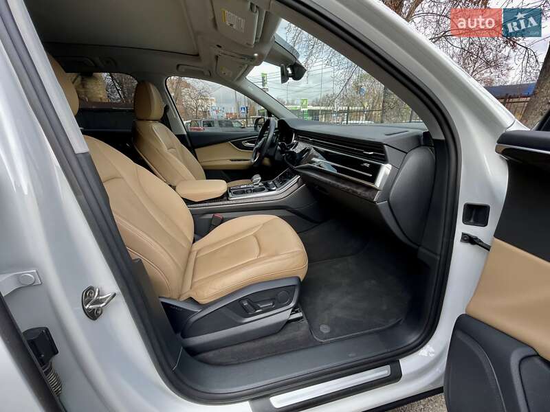 Внедорожник / Кроссовер Audi Q7 2021 в Киеве фото 18 Внедорожник / Кроссовер Audi Q7 2021 в Киеве