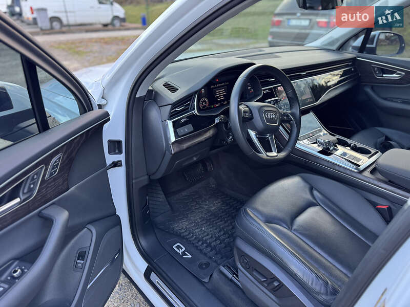 Внедорожник / Кроссовер Audi Q7 2020 в Львове фото 13 Внедорожник / Кроссовер Audi Q7 2020 в Львове