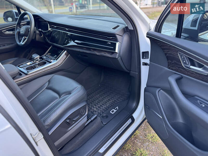 Внедорожник / Кроссовер Audi Q7 2020 в Львове фото 21 Внедорожник / Кроссовер Audi Q7 2020 в Львове