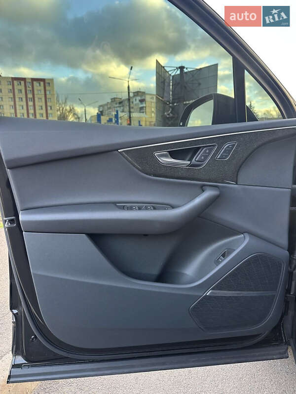 Позашляховик / Кросовер Audi Q7 2020 в Кривому Розі фото 12 Позашляховик / Кросовер Audi Q7 2020 в Кривому Розі