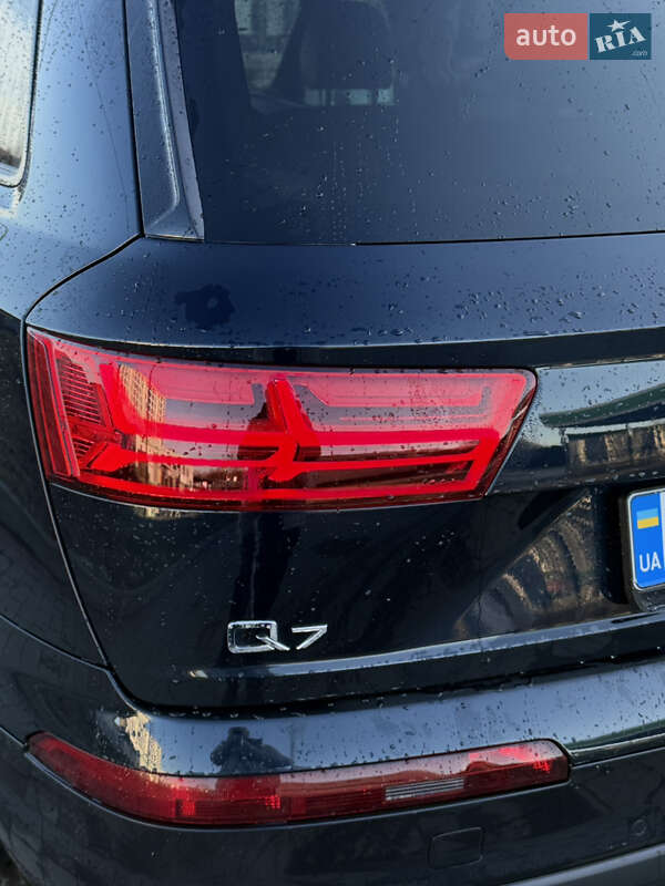Позашляховик / Кросовер Audi Q7 2017 в Івано-Франківську фото 29 Позашляховик / Кросовер Audi Q7 2017 в Івано-Франківську
