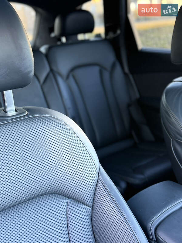 Позашляховик / Кросовер Audi Q7 2017 в Івано-Франківську фото 34 Позашляховик / Кросовер Audi Q7 2017 в Івано-Франківську