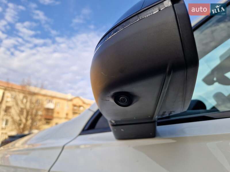 Позашляховик / Кросовер Audi Q7 2023 в Києві фото 15 Позашляховик / Кросовер Audi Q7 2023 в Києві