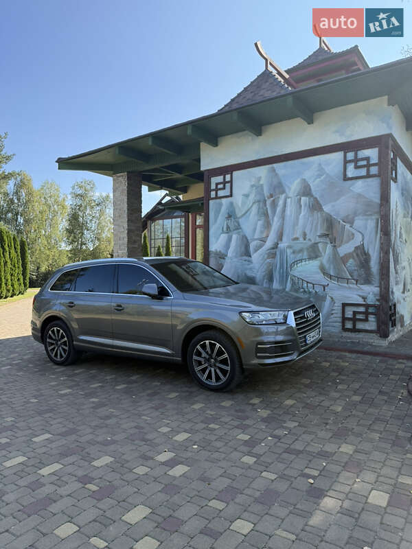 Внедорожник / Кроссовер Audi Q7 2016 в Чернигове фото 2 Внедорожник / Кроссовер Audi Q7 2016 в Чернигове