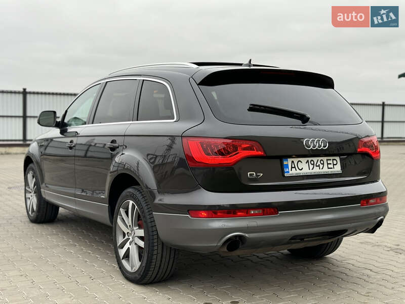 Внедорожник / Кроссовер Audi Q7 2011 в Луцке
