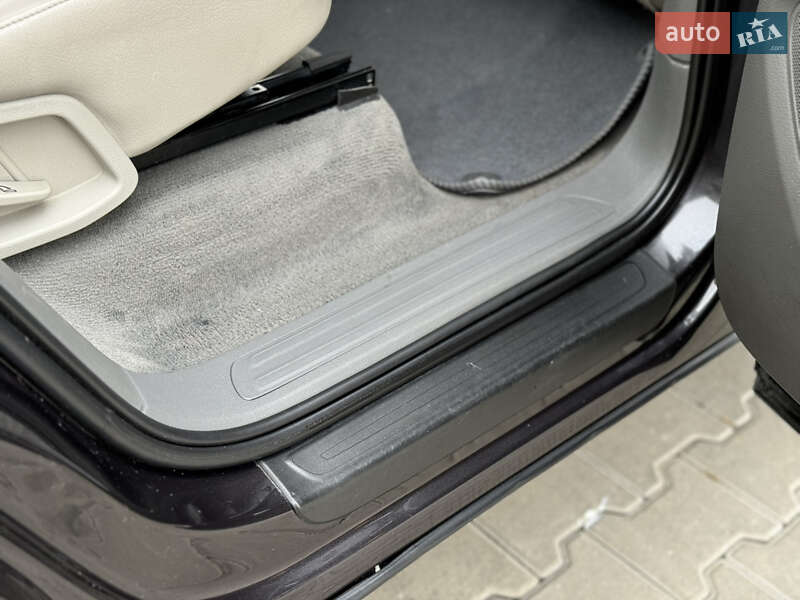 Внедорожник / Кроссовер Audi Q7 2011 в Луцке