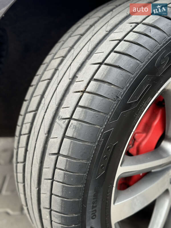 Внедорожник / Кроссовер Audi Q7 2011 в Луцке