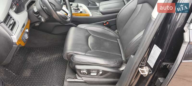 Внедорожник / Кроссовер Audi Q7 2017 в Нежине